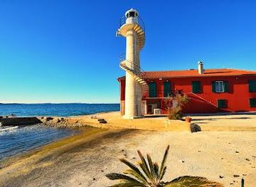croatia/zadar/attraction/ostri-rat-lighthouse-puntamika