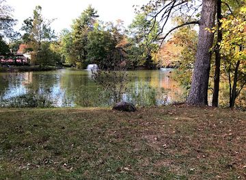 connecticut/hartford/west-end/attraction/elizabeth-park-conservancy