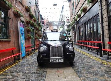 united-kingdom/belfast/attraction/cab-tours-belfast-black-taxi-tours