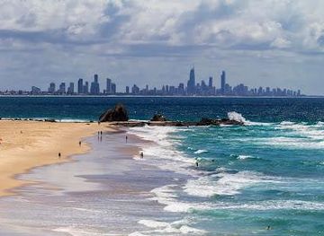 australia/gold-coast/attraction/currumbin-beach