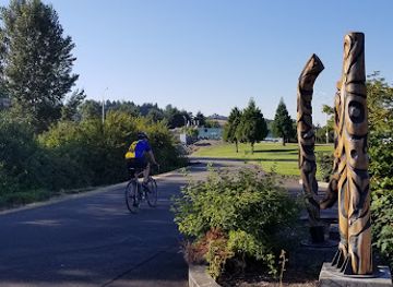 washington/kent/attraction/three-friends-fishing-hole