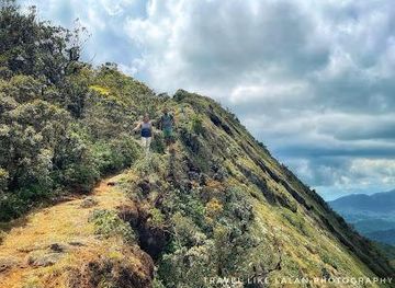 sri-lanka/ella/attraction/kirigalpoththa-mountain-peak