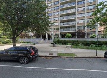 new-jersey/jersey-city/attraction/200-cadman-plaza