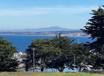 california/monterey/attraction/lower-presidio-historic-park