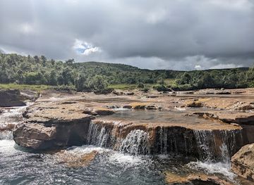 india/northeast-india/attraction/nohkhreh-fall