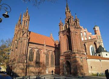 lithuania/vilnius/attraction/st-anne-s-church