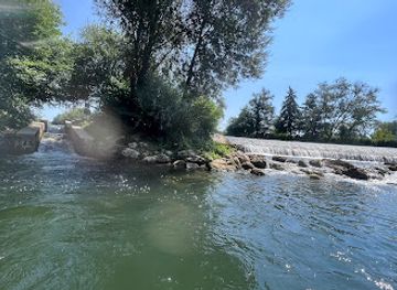 france/poitou-charentes/attraction/glissiere-du-grand-badras