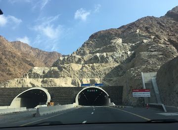 united-arab-emirates/khor-fakkan/attraction/al-raugh-tunnel-1-3km