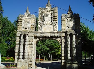 spain/pamplona/attraction/portal-de-san-nicolas
