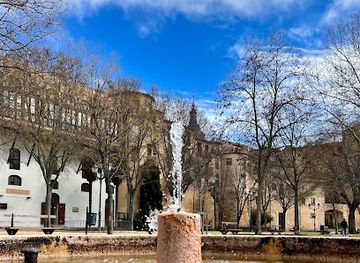 spain/segovia/attraction/fuente-ornamental