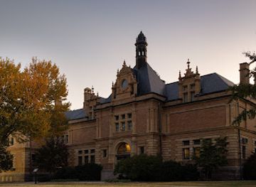 rhode-island/yawgoo-valley-ski-area-water-park/attraction/museum-of-natural-history-and-planetarium