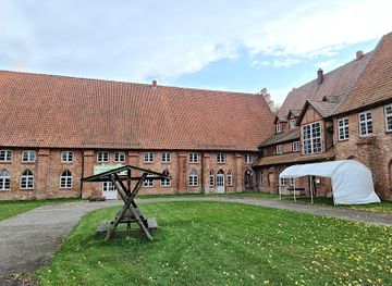 germany/pomerania/attraction/kloster-ruhn