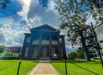Magnolia Hall