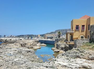 lebanon/batroun/attraction/the-yellow-house
