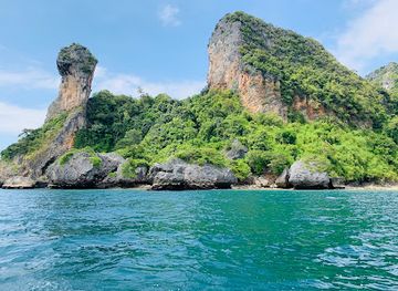 thailand/andaman-coast/attraction/ko-kai-chicken-island