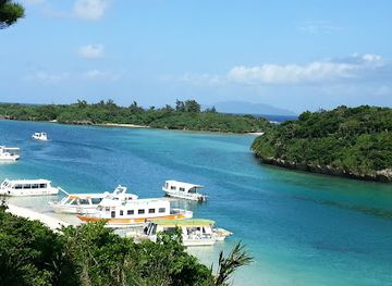 japan/ishigaki-island/attraction/kabira-bay