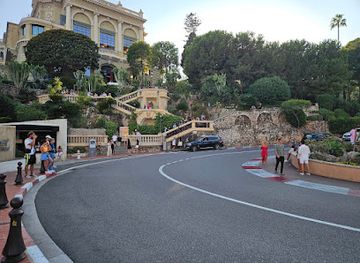 monaco/jardin-exotique/attraction/fairmont-hairpin
