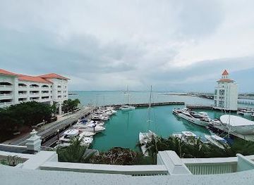 malaysia/george-town/attraction/straits-quay