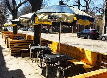 illinois/palatine/attraction/lottie-s-pub