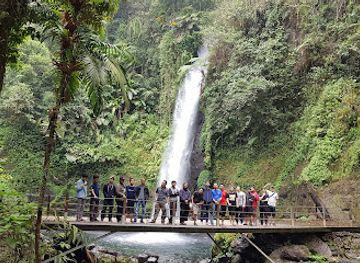 indonesia/west-java/attraction/curug-sawer