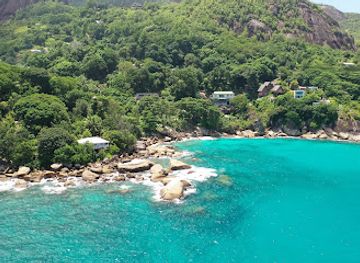seychelles/beau-vallon/attraction/bel-ombre-beach-at-la-scala