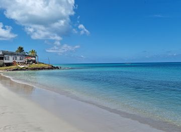 nicaragua/pearl-cays/attraction/bahia-de-los-ojos-azules-de-tavicito