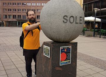 sweden/orebro/attraction/sun-monument