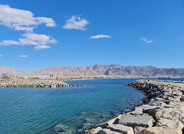 israel/eilat/north-beach/attraction/hamifratz-hakatan