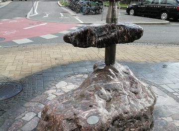 austria/graz/attraction/steirische-murfindlinge-brunnen