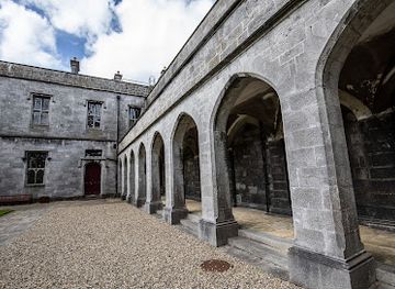 ireland/salthill/attraction/quadrangle