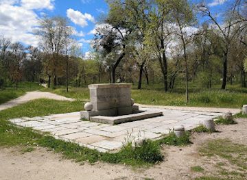 spain/castile-la-mancha/attraction/fuente-de-las-siete-hermanas