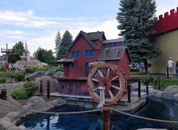 washington/spokane/attraction/wonderland-family-fun-center-pizza-local-brews