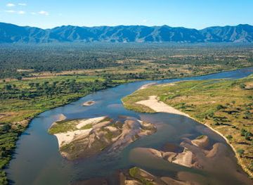 zambia/chirundu-valley/attraction/mana-pools-national-park