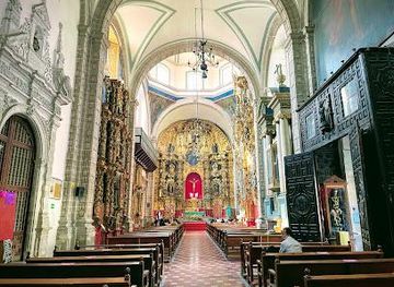 mexico/mexico-city/attraction/regina-coeli-parish