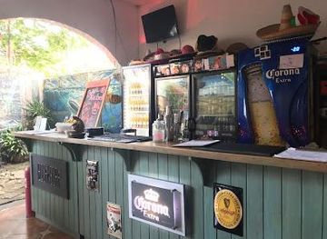 mexico/cancun/attraction/hunter-bar-cancun