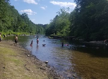 massachusetts/hampden-county/attraction/c-m-gardner-state-park