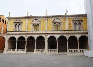 italy/verona/attraction/loggia-del-consiglio