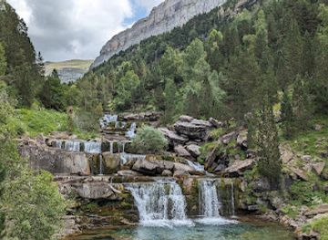 spain/ordesa-y-monte-perdido-national-park/attraction/cascada-de-arripas