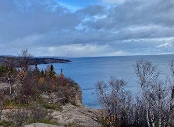 minnesota/lake-superior/attraction/the-duluth-lakewalk