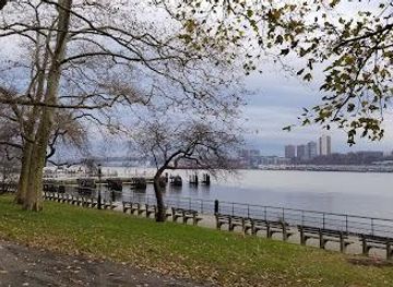 connecticut/stamford/attraction/riverside-park