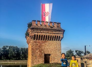 croatia/baranja/attraction/regionalna-vinoteka