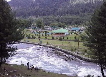 india/gulmarg/attraction/view-point-gulmarg