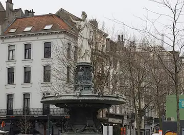 Place Fountains Plein