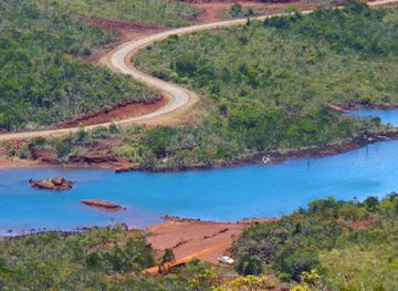 new-caledonia/ile-des-pins/attraction/gouffre-de-charybde