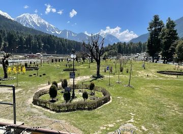 india/pahalgam/attraction/island-park