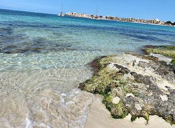 spain/balearic-islands/attraction/platja-des-carbo