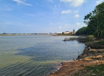 vietnam/vung-tau/attraction/ba-to-lakeview