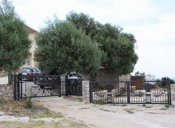 montenegro/ulcinj/attraction/winery-milovic