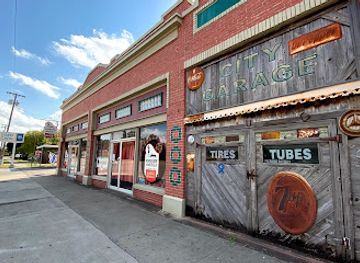 texas/west-texas/attraction/roadside-america-museum
