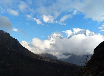 nepal/gokyo-lakes/attraction/dole-post-sagarmata-national-park